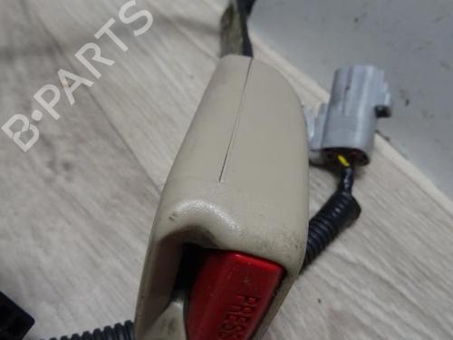 Used Seat buckle TOYOTA AVENSIS Estate (_T25_) 2.0 D-4D (CDT250_, CDT250R) (116 hp) 13221601