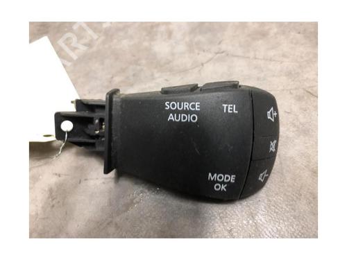 Switch RENAULT MEGANE IV Hatchback (B9A/M/N_) 1.6 dCi 130 (B9A4) | BP20620383I30 