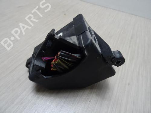 Fuse box VW PASSAT B6 (3C2) 2.0 TDI 16V | BP39227373E1 - Image 2
