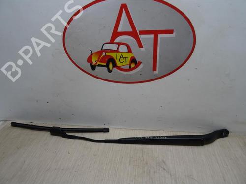 Front windshield wiper arm PEUGEOT 2008 II (UD_, US_, UY_, UJ_, UR_, UC_) 1.5 BlueHDI 130 | BP13275939C143 