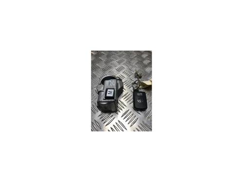 Used Ignition barrel TOYOTA AURIS (_E18_) 1.2 (NRE185_, NRE185R) (116 hp) 21810584