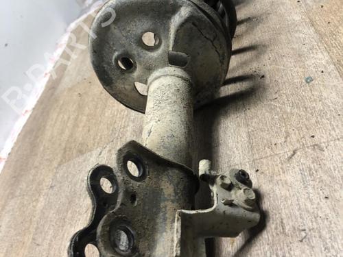 Used Right front shock absorber TOYOTA AVENSIS (_T22_) 2.0 D-4D (CDT220_, CDT220R) (110 hp) 30785369