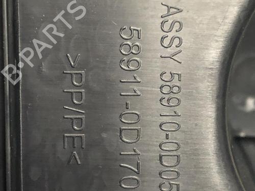 Middle console TOYOTA YARIS (_P9_) 1.4 D-4D (NLP90_, NLP90R) | BP31201802I22 