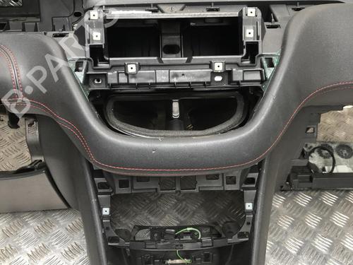Dashboard PEUGEOT 208 I (CA_, CC_) 1.6 GTi | BP31245504C46