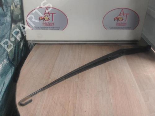 Front windshield wiper arm BMW 3 Touring (E46) 330 d | BP13264806C143 