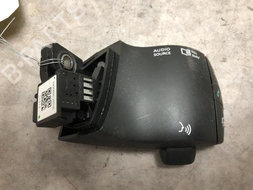 Used Switch RENAULT KOLEOS I (HY_) 2.0 dCi 4x4 (HY0K) (150 hp) 20624512