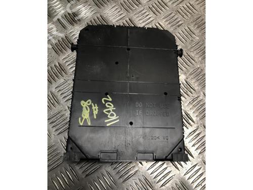 Fuse box PEUGEOT 5008 II (MC_, MJ_, MR_, M4_) 2.0 BlueHDi 150 (MJAHXW, MJAHXH, MJAHXN, MJAHXV, MJAHXG) | BP27558141E1