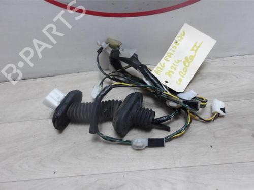 Kabelboom TOYOTA COROLLA Verso (ZER_, ZZE12_, R1_) 2.0 D-4D (CUR10_, CUR10R) (116 hp) 27153086