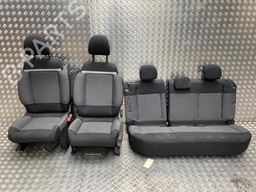 Sitze Komplett für CITROËN C3 AIRCROSS II (2R_, 2C_) 1.5 BlueHDi 120 (2CYHXX) (120 hp) 31203118