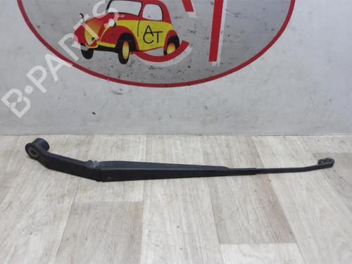 Used Front windshield wiper arm MITSUBISHI PAJERO III Canvas Top (V6_W, V7_W) 3.2 DI-D (V68W, V78W) (165 hp) 13276050