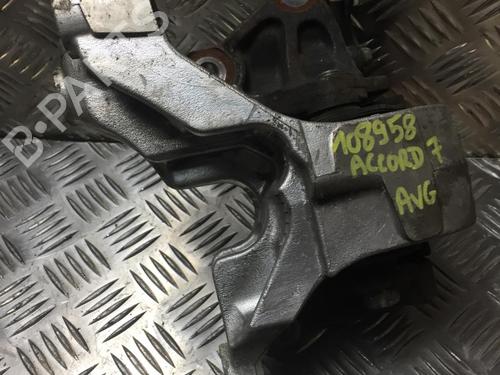 Used Engine mount HONDA ACCORD VII Tourer (CM, CN) 2.2 i-CTDi (CN2) (140 hp) 24492933