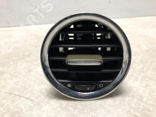 Used Air vent FIAT 500 (312_) 1.2 (312AXA1A) (69 hp) 23143299