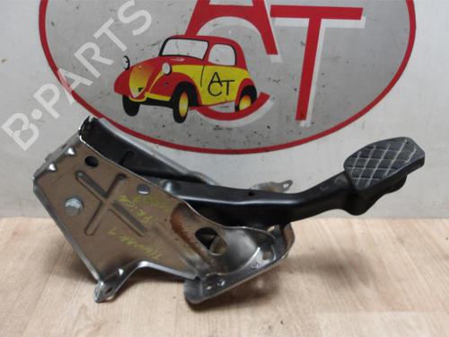 Used Break pedal VW TIGUAN (5N_) 1.4 TSI (150 hp) 13264007