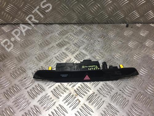 Used Warning switch HYUNDAI TUCSON (TL, TLE) 1.7 CRDi (141 hp) 27541707