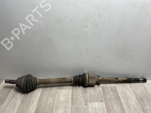 Used Right front driveshaft PEUGEOT PARTNER Tepee 1.6 HDi (112 hp) 13474357