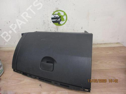 Used Glove box RENAULT CLIO III (BR0/1, CR0/1) 1.5 dCi (75 hp) 13226425