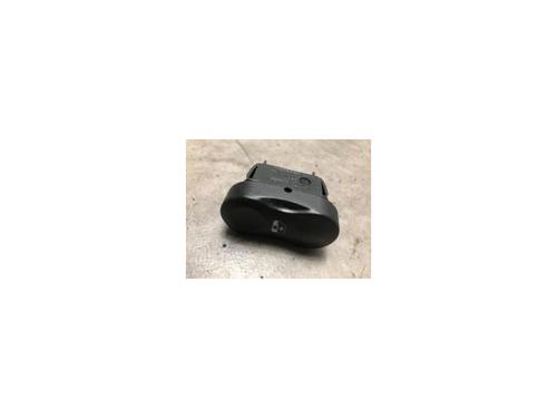 Used Right front window switch DACIA SANDERO 1.5 dCi (88 hp) 20633675