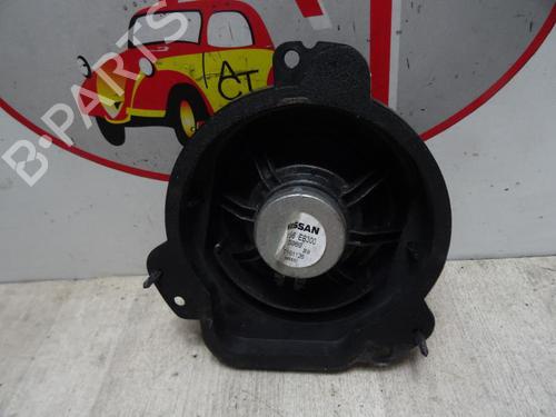 speakers-nissan-navara-np300-d40-25-dci-2004-13035772 main image