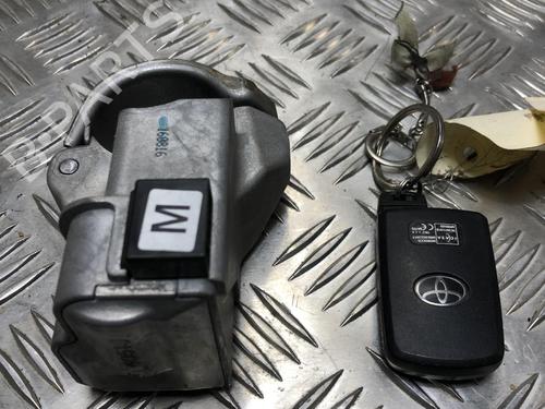 Used Ignition barrel TOYOTA AURIS (_E18_) 1.2 (NRE185_, NRE185R) (116 hp) 21810584