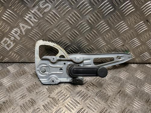 Used Rear left window mechanism TOYOTA YARIS (_P9_) 1.4 D-4D (NLP90_, NLP90R) (90 hp) 31021905