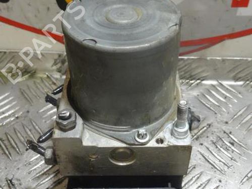 Used ABS pump PEUGEOT EXPERT Van (VF3A_, VF3U_, VF3X_) 1.6 HDi 90 8V (90 hp) 13292447