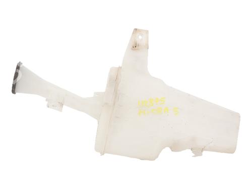 Used Windscreen washer tank Windscreen washer tank 39199860 39199860