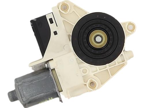 Used Right rear window motor Right rear window motor 39050589 39050589