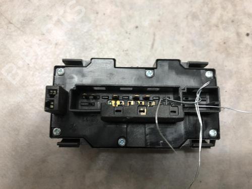 Used Warning switch MERCEDES-BENZ E-CLASS (W210) E 200 CDI (210.007) (102 hp) 20621724