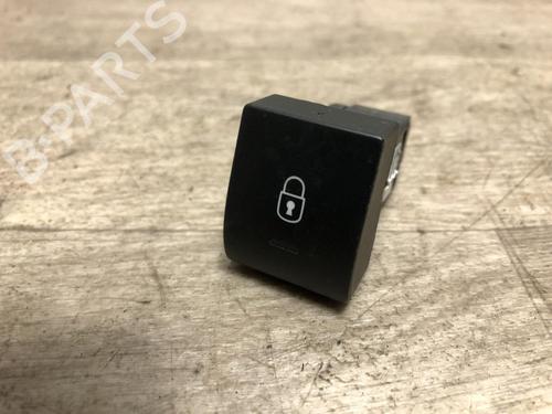 Used Switch PEUGEOT 3008 I MPV (0U_) 1.6 HDi (112 hp) 23872506