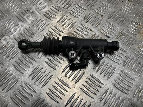 Used Clutch slave cylinder Clutch slave cylinder FIAT SCUDO Van (270_, 272_) 1.6 D Multijet (90 hp) 34736879 34736879