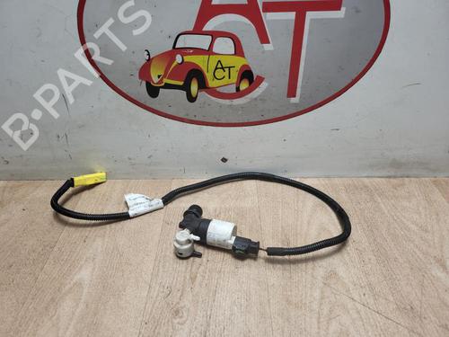 Used Washer pump PEUGEOT 308 II (LB_, LP_, LW_, LH_, L3_) 1.5 BlueHDI 100 (102 hp) 13263275