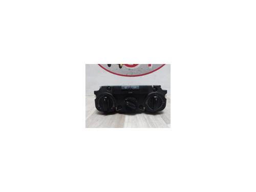 Used Climate control VW GOLF V (1K1) 1.9 TDI (105 hp) 13278075