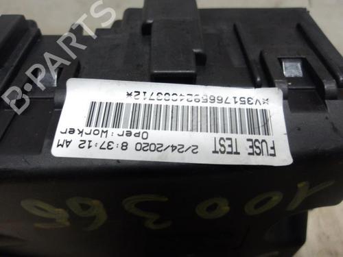 Used Fuse box PEUGEOT 308 II (LB_, LP_, LW_, LH_, L3_) 1.5 BlueHDI 100 (102 hp) 13267622