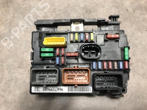 Used Fuse box DS DS 3 (SA_) 1.2 THP 110 / PureTech 110 (SAHNPS, SAHNZ6, SAHNZT) (110 hp) 20623291