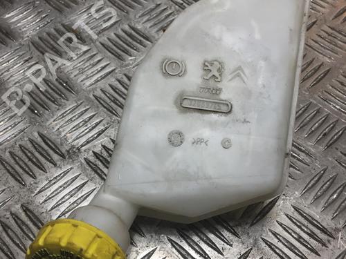 Bremsevæskebeholder CITROËN C3 III (SX) 1.6 BlueHDi 100 (99 hp) 25482201