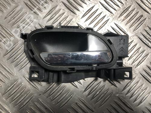 Used Front right interior door handle Front right interior door handle PEUGEOT 207 (WA_, WC_) 1.6 HDi (109 hp) 33818445 33818445