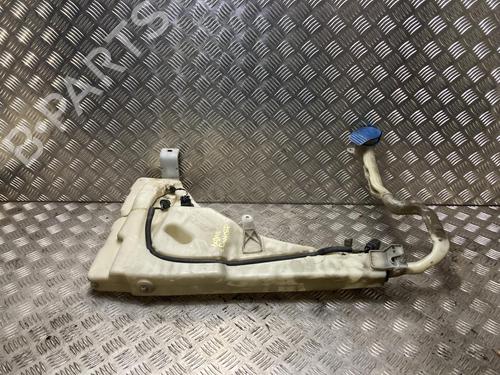 Used Windscreen washer tank VW TOUAREG (7LA, 7L6, 7L7) 2.5 R5 TDI (174 hp) 31202123