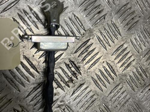 Dobradiça/Esticador de porta Dobradiça/Esticador de porta TOYOTA YARIS (_P21_, _PA1_, _PH1_) 1.5 Hybrid (MXPH11) (92 hp) 34117518 34117518