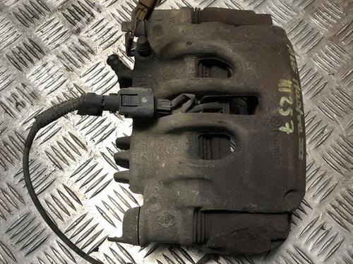 Pinza freno delantera izquierda RENAULT MASTER III Van (FV) 2.3 dCi 135 FWD (FV0N, FV08, FV06, FV00, FV1S) (136 hp) 31335784