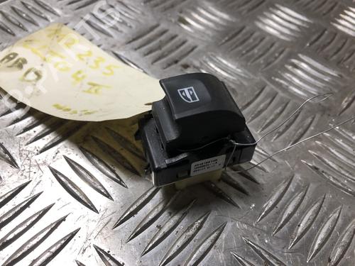 right-rear-window-switch-renault-clio-iv-bh_-2012-2013-2014-2015-2016-2017-2018-2019-2020-2021-33164817 main image