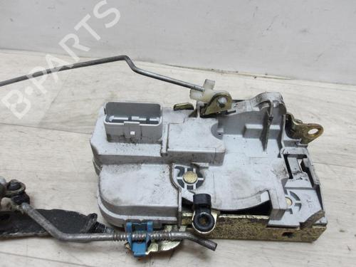 front-right-lock-peugeot-partner-box-bodympv-5_-g_-20-hdi-9170cw-1996-21260531 main image