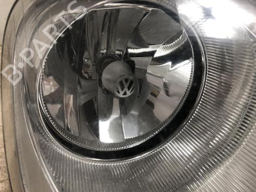 Used Right headlight VW TOURAN (1T1, 1T2) 1.9 TDI (105 hp) 23871556