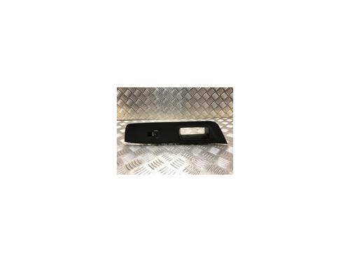 Interrupteur de vitre avant droite FORD ECOSPORT 1.0 EcoBoost (125 hp) 23567943