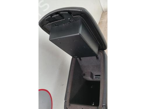 Armrest / Center console PEUGEOT 607 (9D, 9U) 3.0 V6 24V | BP15968451I20 