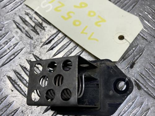 heater-resistor-peugeot-206-2l_-2m_-2009-2010-2011-2012-2013-33748840 main image