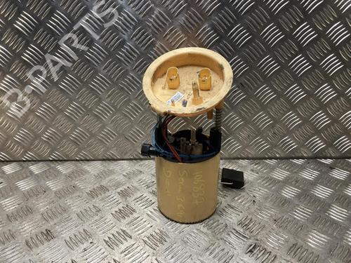 Used Fuel pump BMW 3 Touring (E91) 320 d (150 hp) 31186501