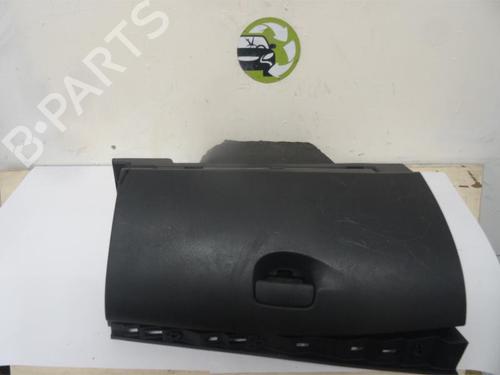 Handskerum RENAULT MEGANE III Hatchback (BZ0/1_, B3_) 1.5 dCi (BZ09, BZ0D, BZ1W, BZ29, BZ14) (110 hp) 13226409