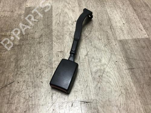 Used Seat buckle VW TOURAN (1T1, 1T2) 2.0 TDI 16V (140 hp) 20624221