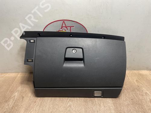 Handskerum VOLVO V50 (545) 1.6 D (110 hp) 13226682