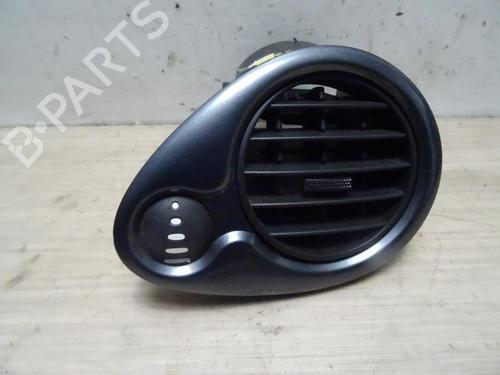 Used Air vent RENAULT CLIO III (BR0/1, CR0/1) 1.5 dCi (BR17, CR17) (86 hp) 13130035